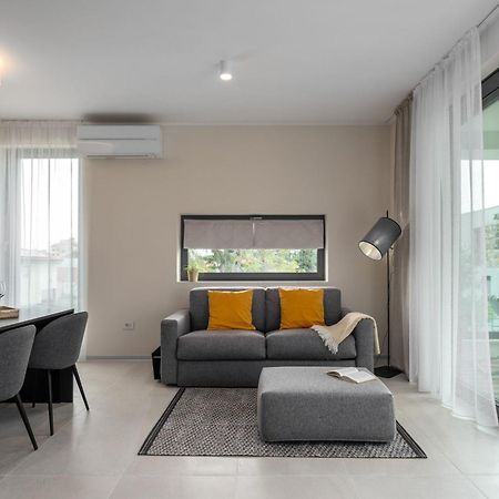 The Q Bliss - Your New 4-Star Hideaway With A Garage روفينج المظهر الخارجي الصورة