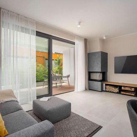 The Q Bliss - Your New 4-Star Hideaway With A Garage روفينج المظهر الخارجي الصورة