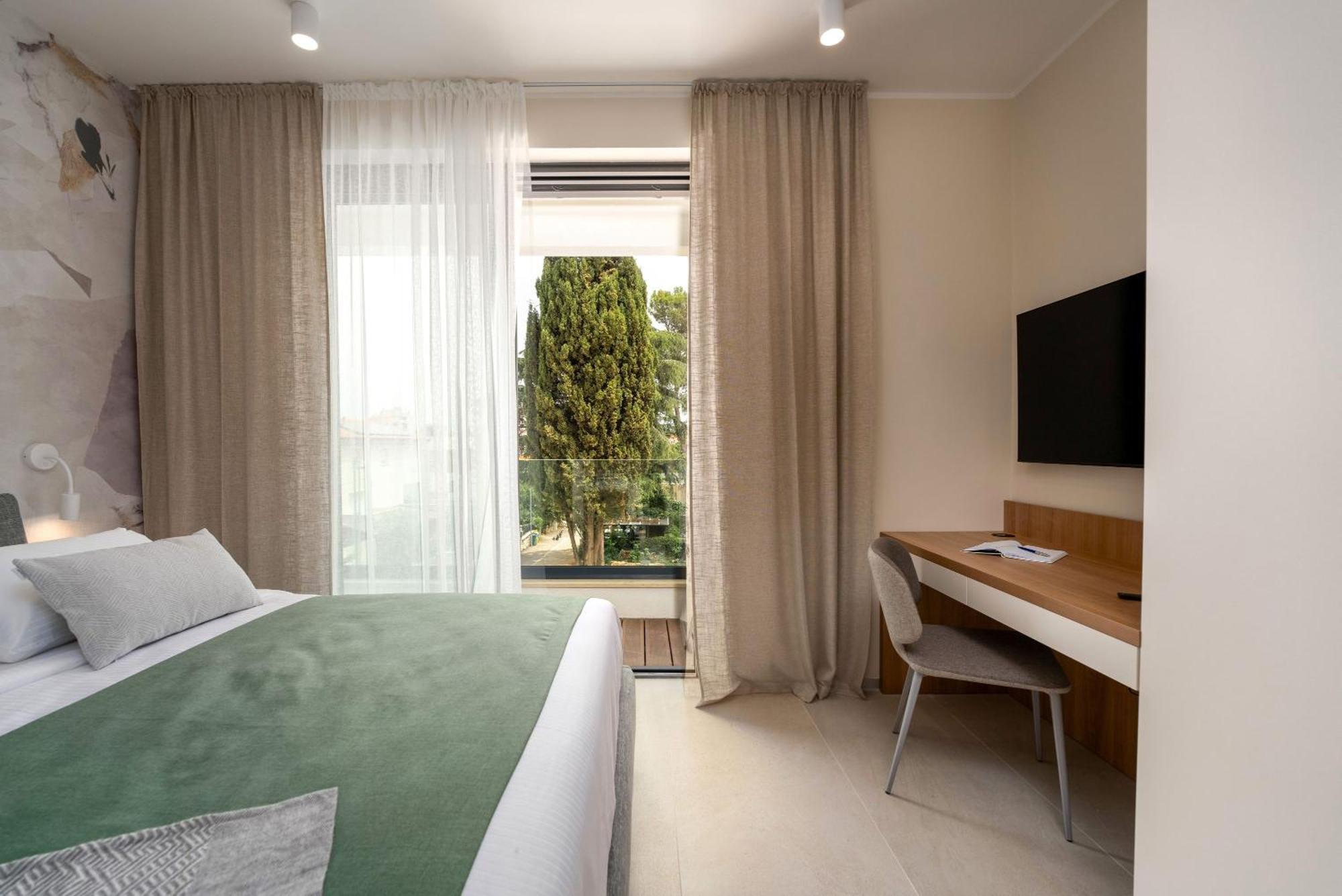 The Q Bliss - Your New 4-Star Hideaway With A Garage روفينج المظهر الخارجي الصورة